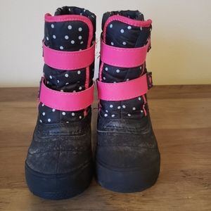 Black/White Print Snow Boots w/Hot Pink Straps